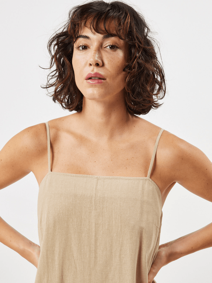 Beige Lang Vikilino Minimum kjole 36 Minimum