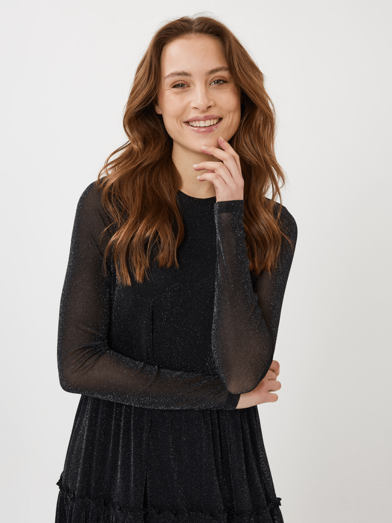 Sort Huma Glimmer Kjole Fra Moves By Minimum XS Moves By Minimum