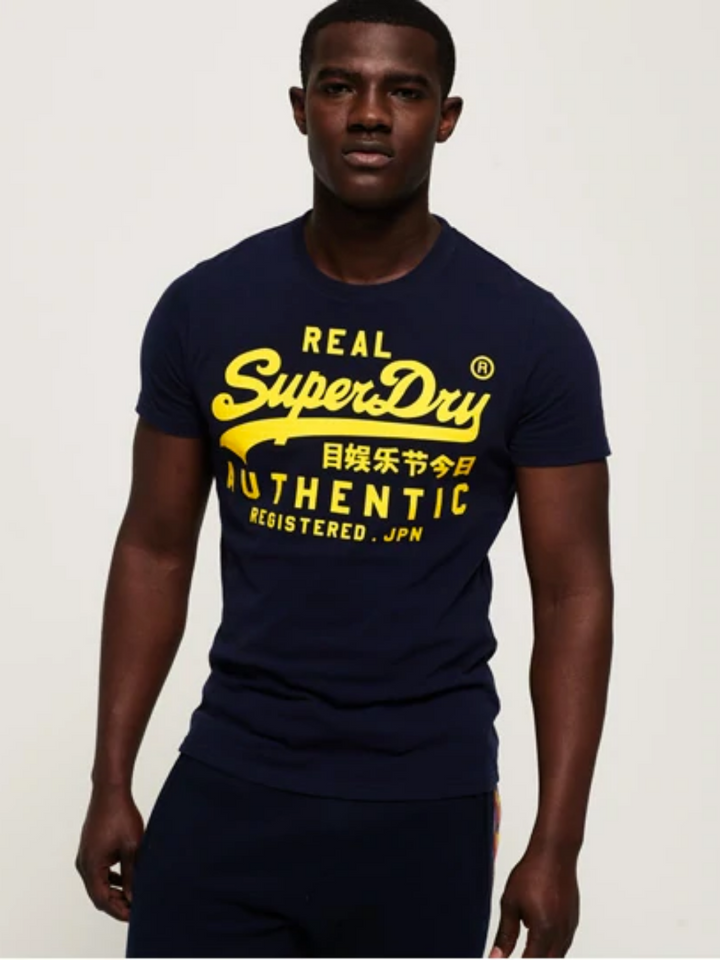 Mørkeblå Superdry T-shirt med gult logo